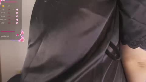 Mae online show from March 18, 2026, 12:30 pm