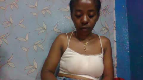 Snapshot of maella007 chatting on May 30, 2026, 9:39 am maella007 online show from May 30, 2026, 9:39 am