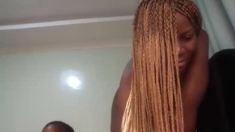 Snapshot of maelys_t chatting on June 7, 2026, 12:48 am Maelys online show from June 7, 2026, 12:48 am