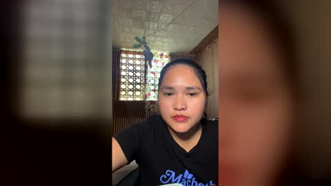 Snapshot of maemaebujawe31 chatting on March 28, 2026, 5:51 am maeyyy chubbyxxx online show from March 28, 2026, 5:51 am