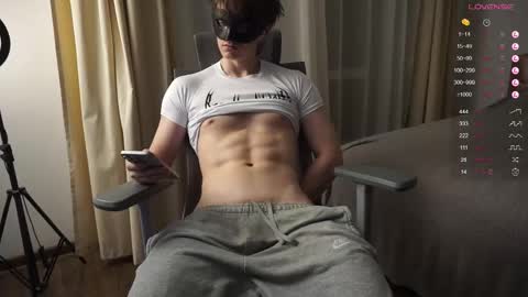 Mike XMaestro 3369 online show from February 20, 2025, 12:08 am