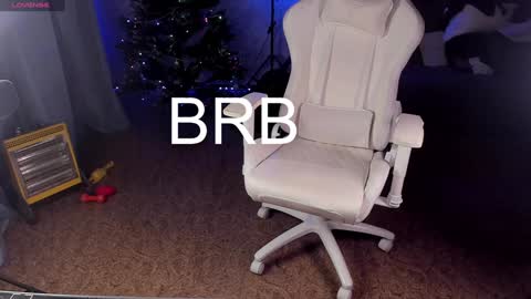 Maevee online show from January 6, 2025, 9:19 am