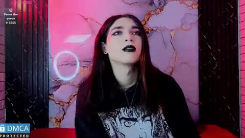maevekuro online show from June 10, 2026, 3:07 am