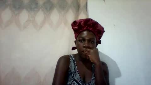 Snapshot of maevre_ chatting on February 8, 2026, 3:26 pm maevre_ online show from February 8, 2026, 3:26 pm