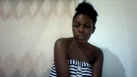 Snapshot of maevre_ chatting on February 9, 2026, 6:56 pm maevre_ online show from February 9, 2026, 6:56 pm