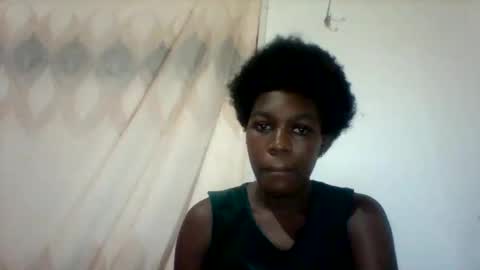 Snapshot of maevre_ chatting on February 20, 2026, 11:11 am maevre_ online show from February 20, 2026, 11:11 am