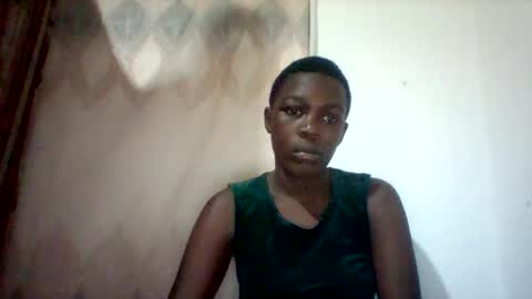 Snapshot of maevre_ chatting on March 21, 2026, 9:47 am maevre_ online show from March 21, 2026, 9:47 am
