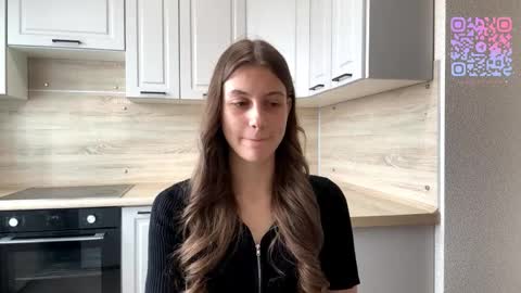 Sophie online show from April 10, 2026, 6:07 am