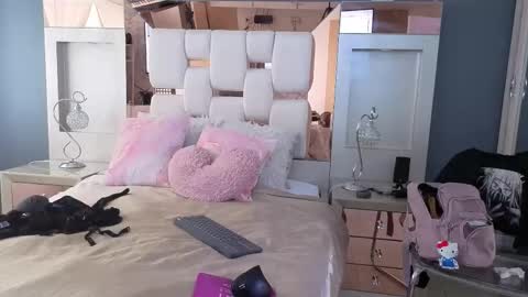 mafecosecret online show from September 16, 2025, 10:22 pm