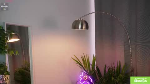 Eva online show from September 30, 2025, 7:13 am