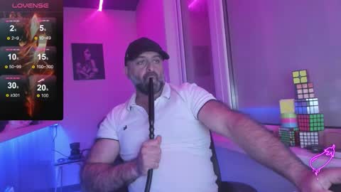 Magabear online show from October 14, 2025, 6:20 pm