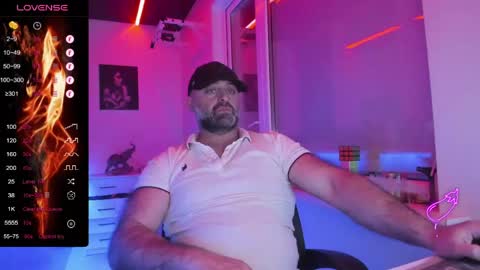 Snapshot of magabear chatting on April 23, 2026, 2:57 am Magabear online show from April 23, 2026, 2:57 am