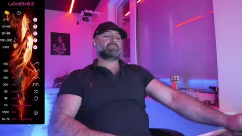 Snapshot of magabear chatting on May 1, 2026, 4:06 am Magabear online show from May 1, 2026, 4:06 am