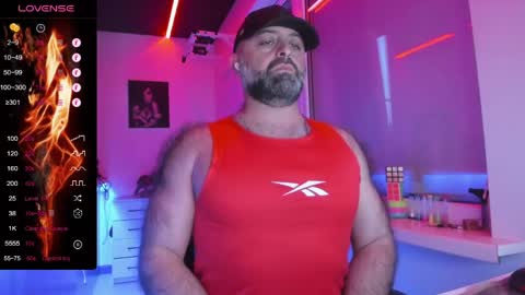 Snapshot of magabear chatting on May 2, 2026, 11:43 pm Magabear online show from May 2, 2026, 11:43 pm