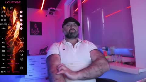 Snapshot of magabear chatting on May 29, 2026, 9:18 am Magabear online show from May 29, 2026, 9:18 am