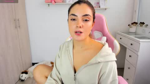 Eva online show from April 14, 2026, 4:13 pm