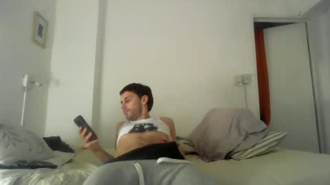Snapshot of maggicboy29 chatting on June 27, 2026, 5:12 am maggicboy29 online show from June 27, 2026, 5:12 am