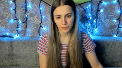 Snapshot of maggiecake chatting on December 25, 2024, 1:10 am Maggie online show from December 25, 2024, 1:10 am