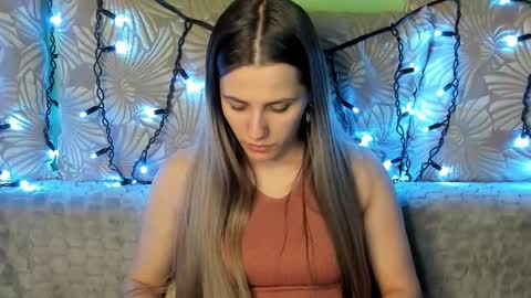 Snapshot of maggiecake chatting on February 14, 2025, 1:34 am Maggie online show from February 14, 2025, 1:34 am