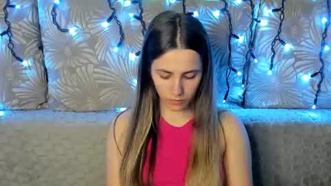 Snapshot of maggiecake chatting on June 10, 2026, 2:01 am Maggie online show from June 10, 2026, 2:01 am
