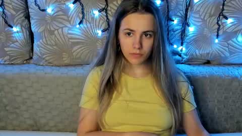 Snapshot of maggiecake chatting on June 13, 2026, 1:14 am Maggie online show from June 13, 2026, 1:14 am