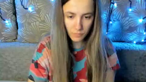 Snapshot of maggiecake chatting on June 21, 2026, 3:31 am Maggie online show from June 21, 2026, 3:31 am