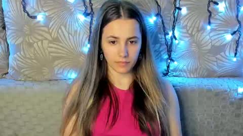 Snapshot of maggiecake chatting on June 25, 2026, 1:49 am Maggie online show from June 25, 2026, 1:49 am