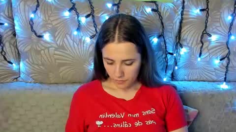 Snapshot of maggiecake chatting on July 15, 2026, 2:39 am Maggie online show from July 15, 2026, 2:39 am