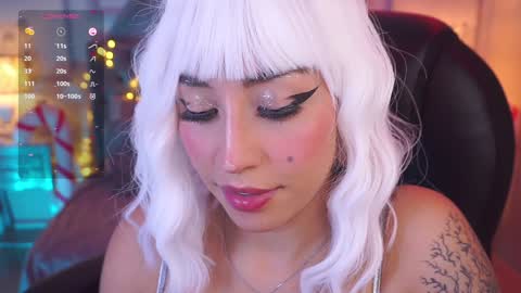   online show from December 5, 2024, 8:55 pm