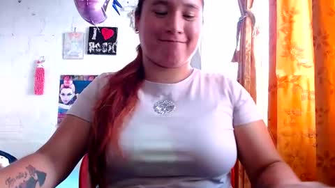 Snapshot of maggiie_taylor chatting on July 28, 2026, 9:25 pm Maggie Taylor online show from July 28, 2026, 9:25 pm