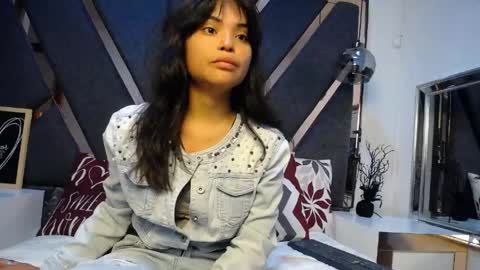 Kimy online show from June 1, 2026, 1:24 pm