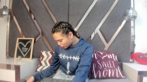 Kimy online show from June 15, 2026, 2:52 pm