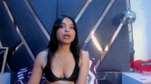 Kimy online show from June 22, 2026, 3:31 pm