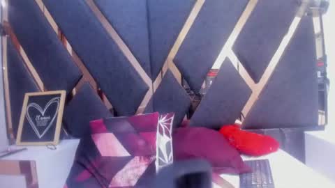 Kimy online show from July 2, 2026, 4:02 pm