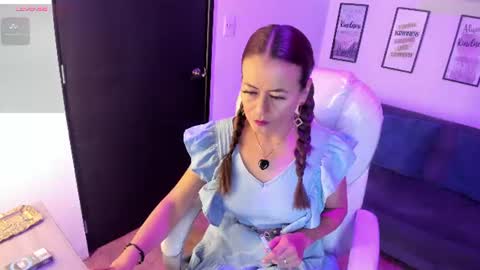 Maghenta-MS mature online show from June 13, 2026, 12:14 pm