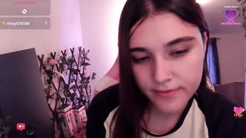 Luna  online show from January 10, 2026, 7:15 pm