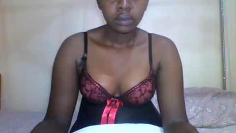 Snapshot of magic_bliss chatting on February 7, 2026, 6:06 am Bliss online show from February 7, 2026, 6:06 am