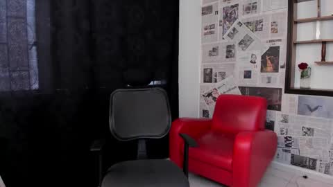 Snapshot of magic_boy01 chatting on February 19, 2025, 7:48 pm Damian Rivers online show from February 19, 2025, 7:48 pm