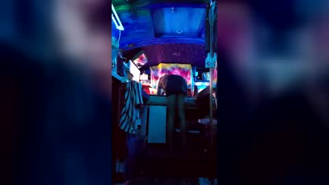 Snapshot of magic_bus_adventures chatting on July 28, 2026, 5:03 am Gaia Love online show from July 28, 2026, 5:03 am