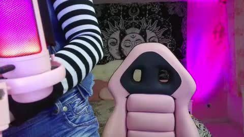 Claire online show from March 12, 2025, 1:47 am