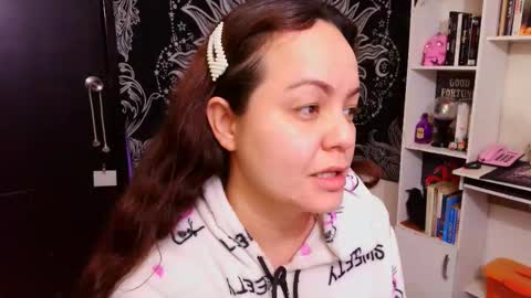 Claire online show from September 23, 2025, 11:30 pm