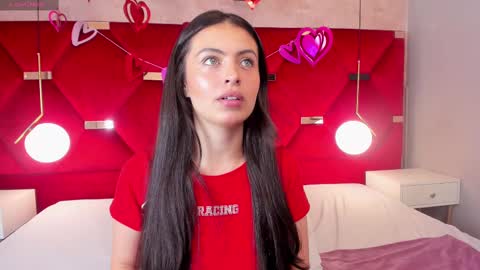 Snapshot of magic_fernanda chatting on February 10, 2025, 3:21 pm Fer online show from February 10, 2025, 3:21 pm