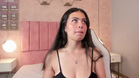 Snapshot of magic_fernanda chatting on February 26, 2025, 9:27 pm Fer online show from February 26, 2025, 9:27 pm