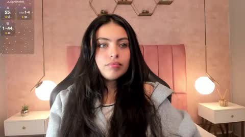Snapshot of magic_fernanda chatting on March 6, 2025, 11:20 pm Fer online show from March 6, 2025, 11:20 pm