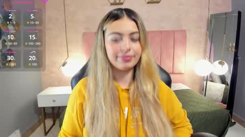 Snapshot of magic_fernanda chatting on October 16, 2025, 8:32 pm Fer online show from October 16, 2025, 8:32 pm