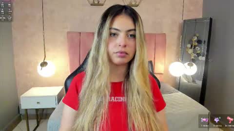 Snapshot of magic_fernanda chatting on November 24, 2025, 9:14 pm Fer online show from November 24, 2025, 9:14 pm