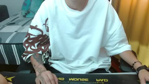 Jade online show from June 5, 2026, 4:35 pm