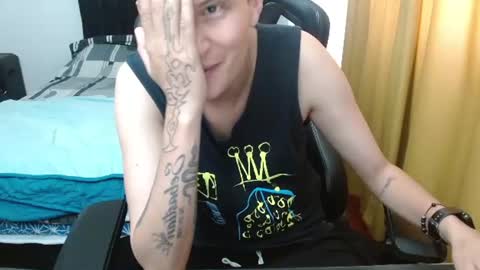Snapshot of magic_jadee chatting on June 23, 2026, 5:44 pm Jade online show from June 23, 2026, 5:44 pm