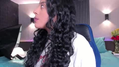 Snapshot of magic_marg chatting on January 16, 2026, 10:25 pm Marge online show from January 16, 2026, 10:25 pm