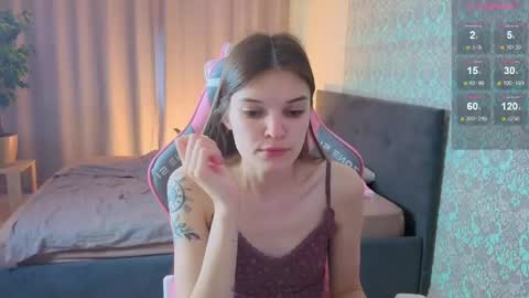 Snapshot of magic_shy chatting on June 8, 2026, 1:28 am Merry online show from June 8, 2026, 1:28 am
